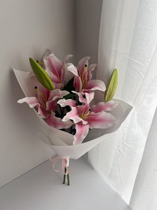 Silk Casablanca Lily Spray - Real Touch