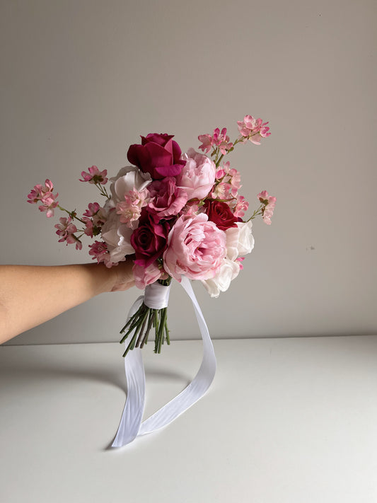 The Romantic Bridal Bouquet - Blooming Sanzi