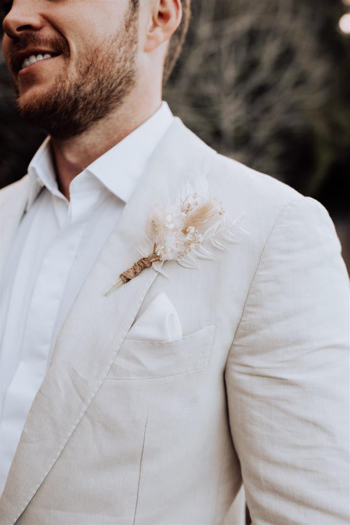 His Luxe Button Hole - Blooming Sanzi