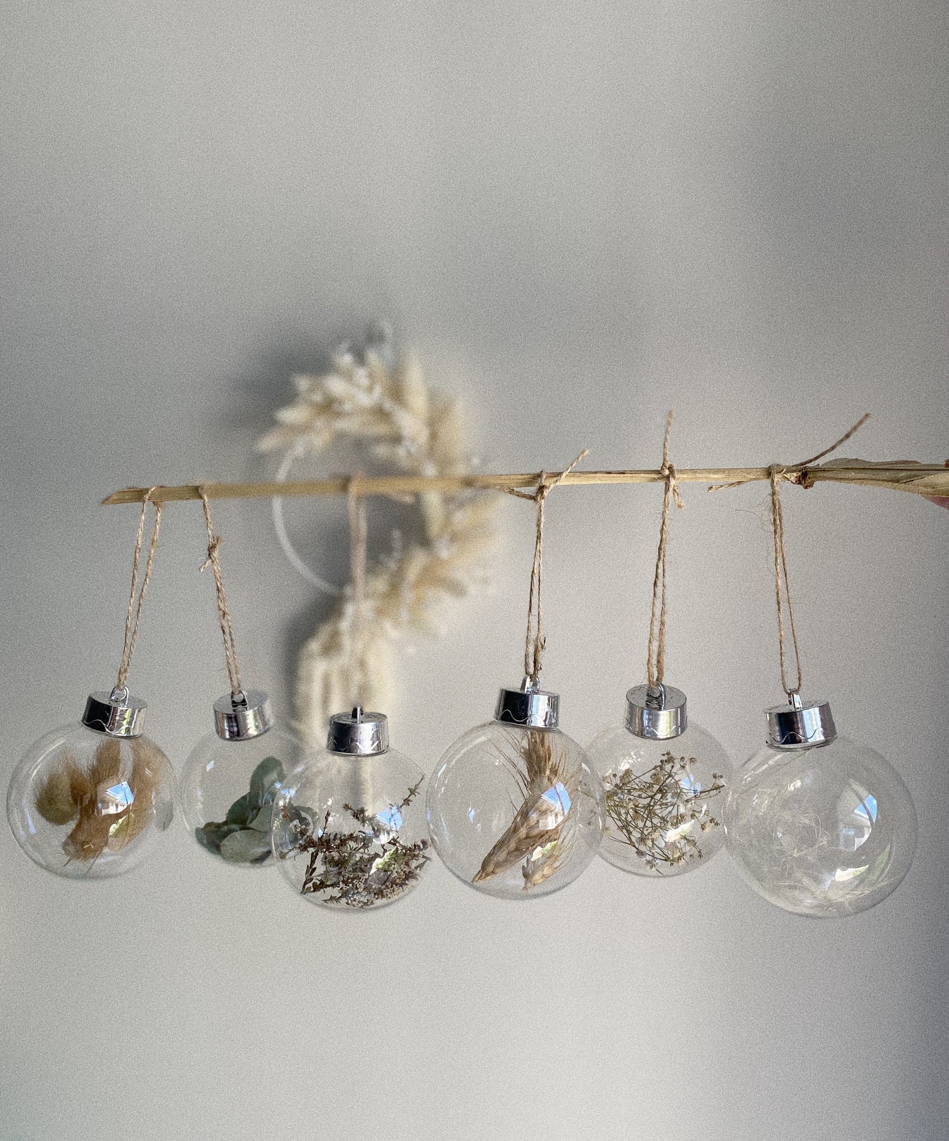 Dried Flower Baubles - 8cm - Blooming Sanzi