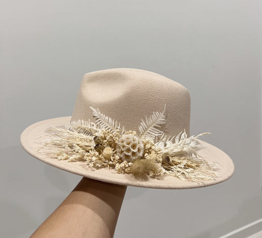 Dried Floral Hat - Beige Neutrals - Blooming Sanzi