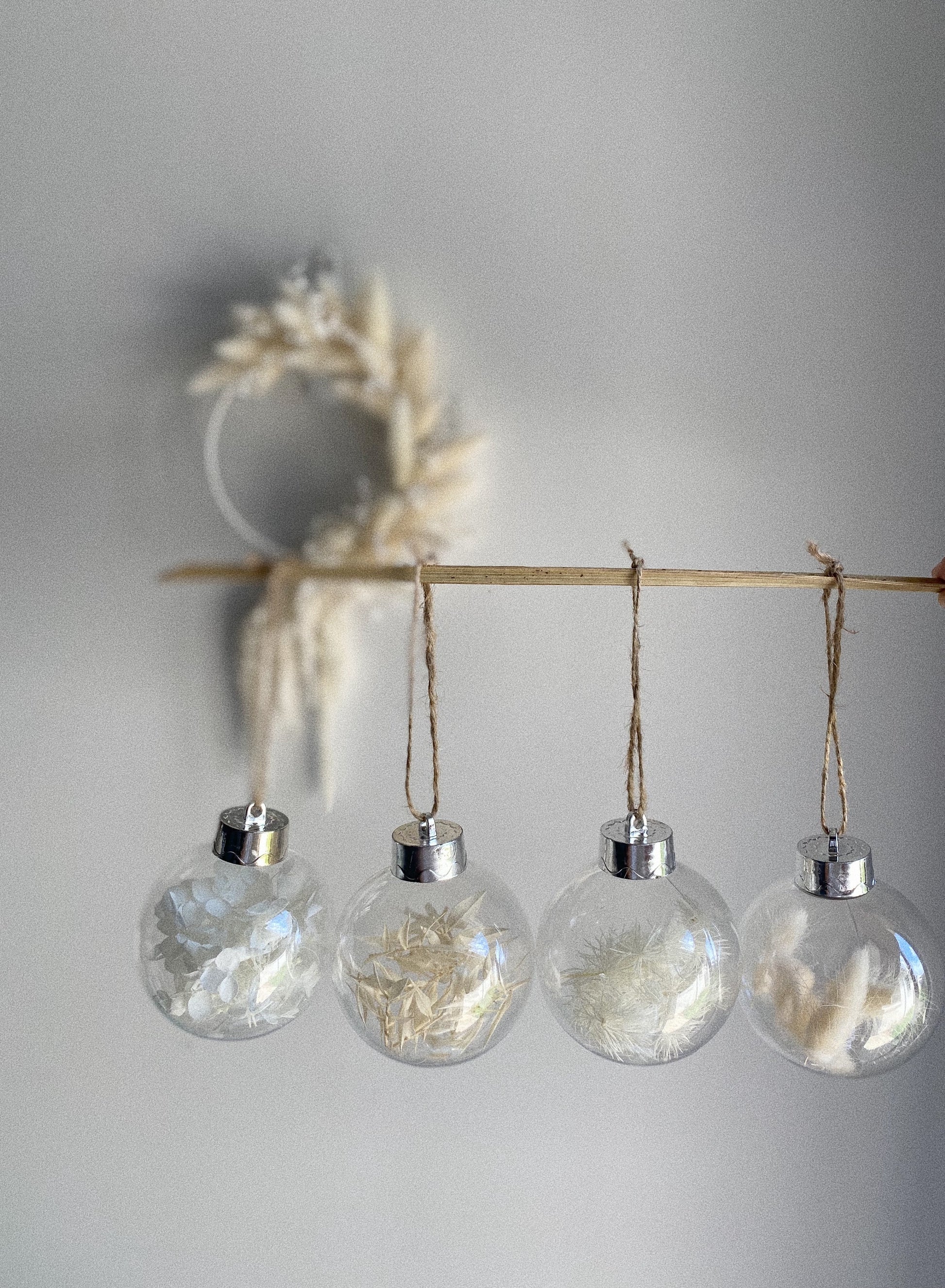 Dried Flower Baubles - 8cm - Blooming Sanzi